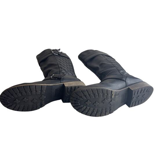 Steve Madden Black Tall Boots with Quilted Accent and Buckle Details Size 5 - Picture 9 of 11